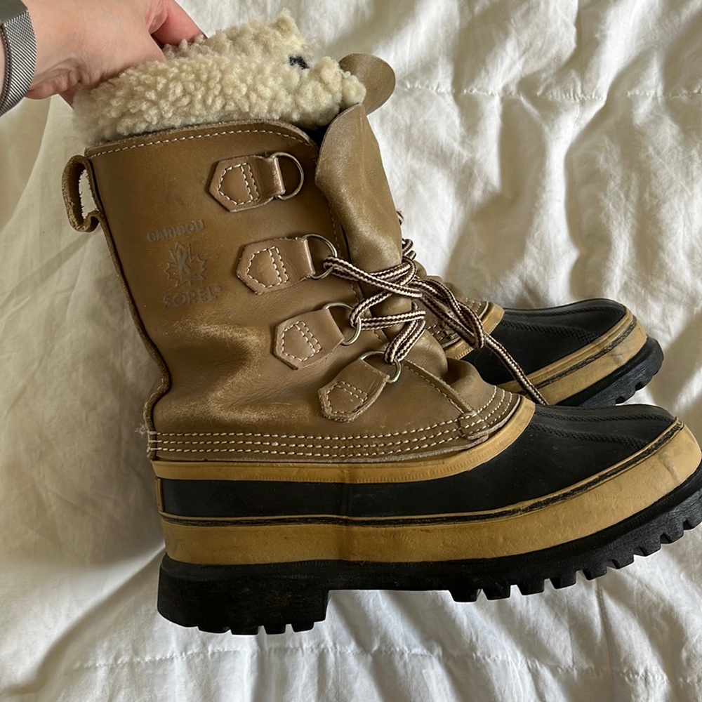 sorel boots - size 7.5